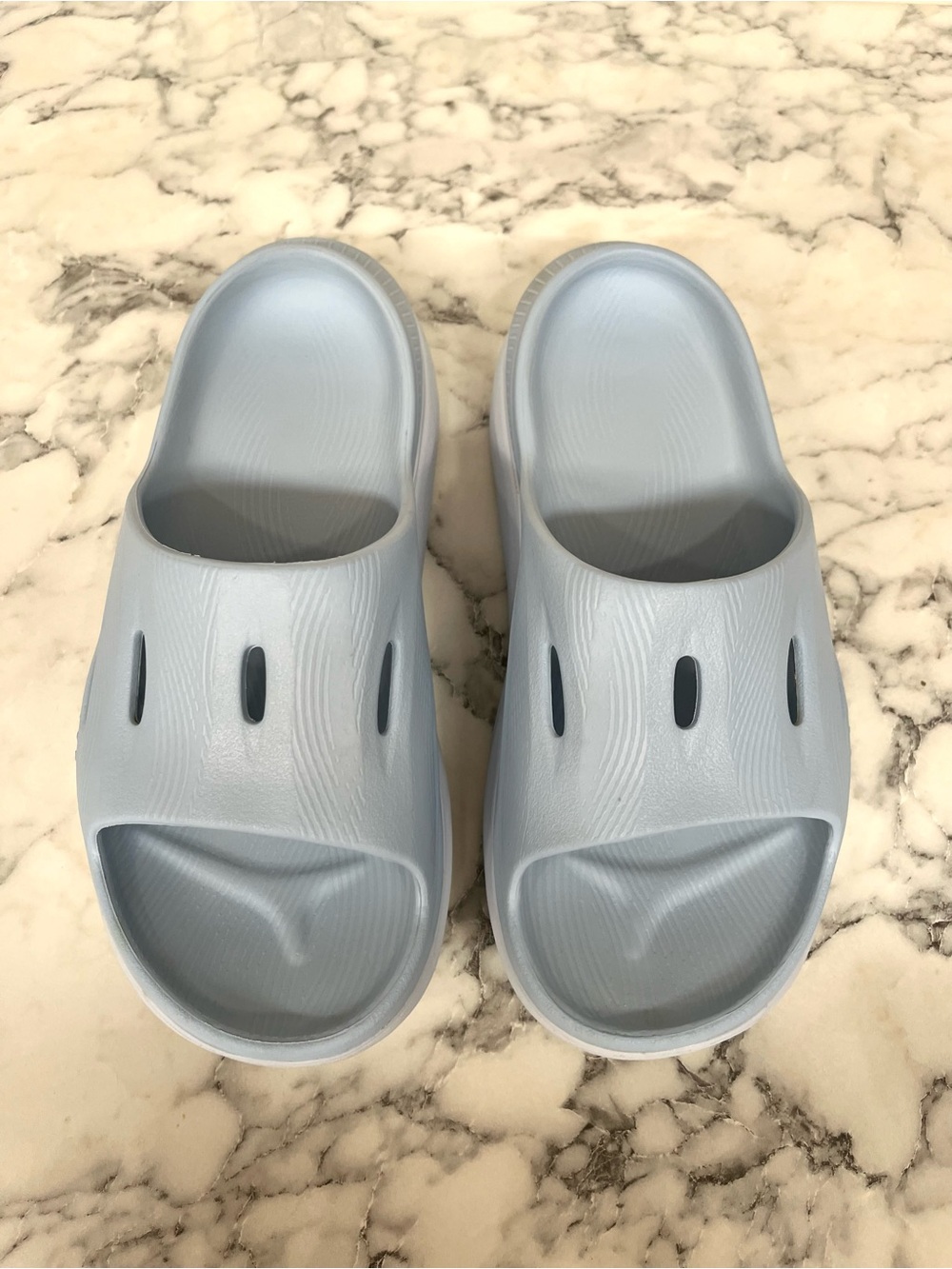 Hoka Ora recovery slide 3 Pastel Blue Woman’s Size 8 - Picture 3 of 9